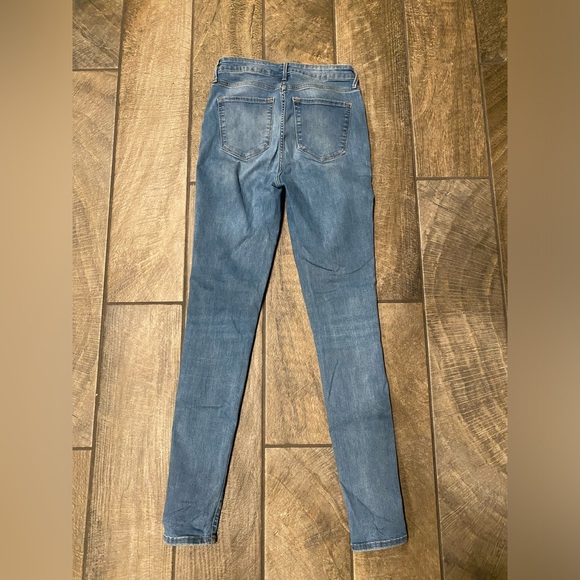 Old Navy RockStar High Rise Tall Jeans - Picture 2 of 5